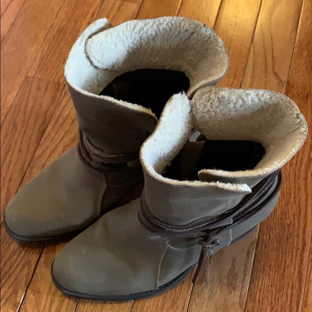 *Feature* Eddie Bauer Booties | Lined | 7M